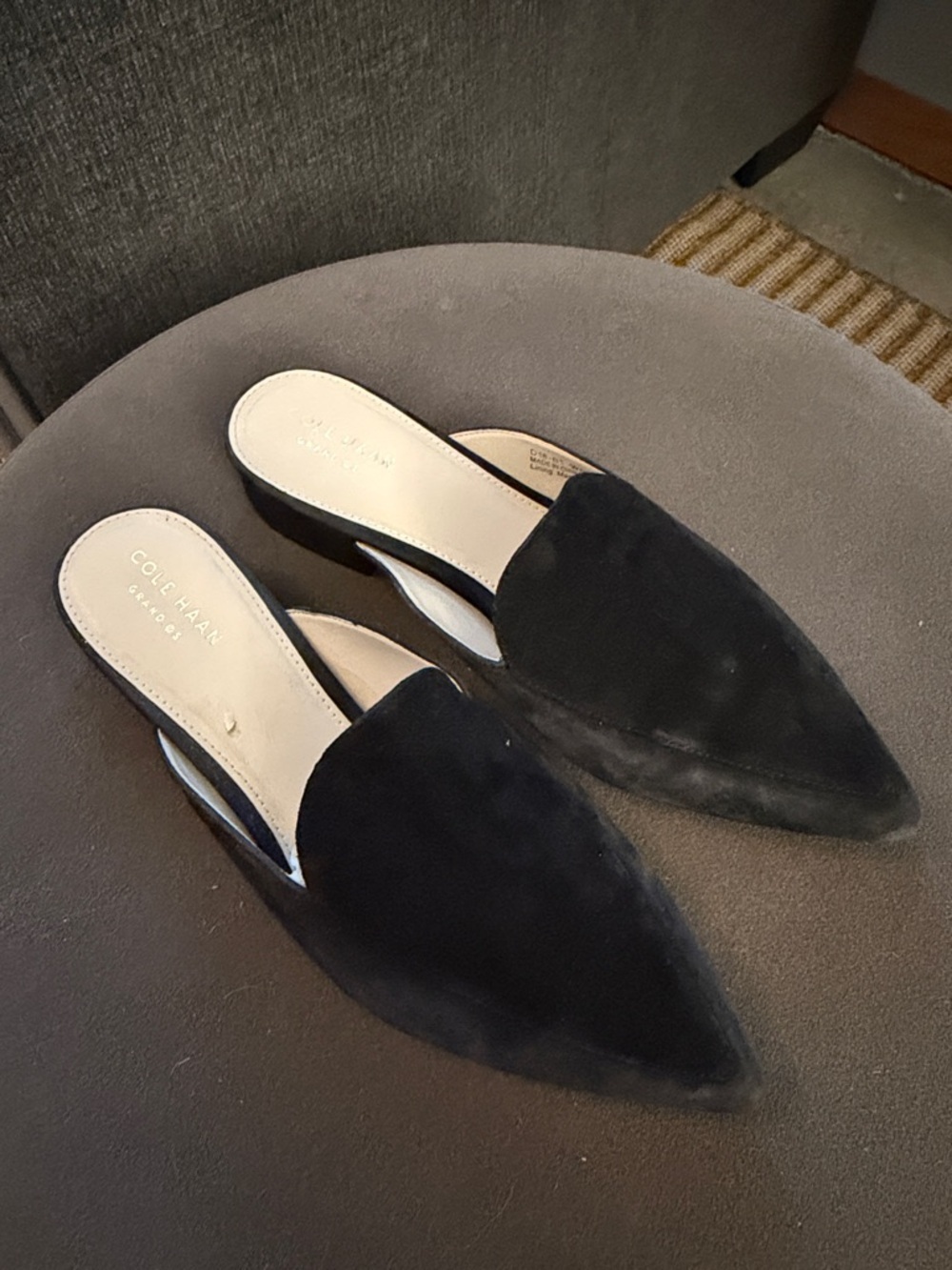 Cole Haan Piper Womens 7.5 Black Suede Mules Minimalist Pointy-Toe Modern